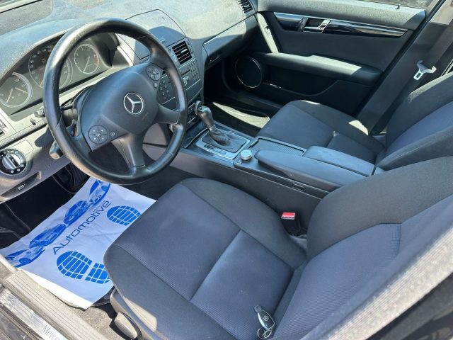 MERCEDES-BENZ C 220 usata, con Chiusura centralizzata