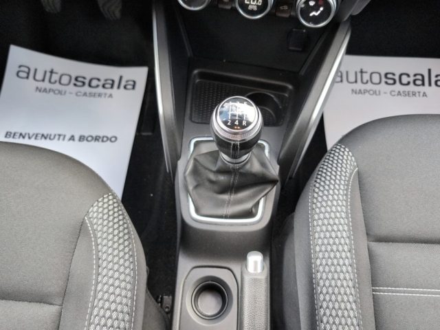DACIA Duster usata, con USB