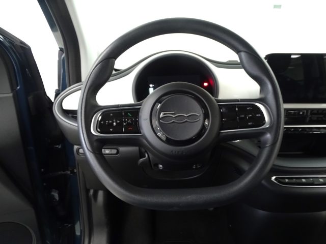 FIAT 500e usata, con Touch screen