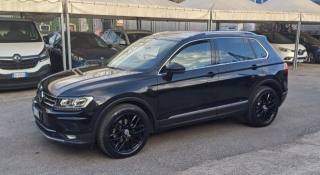 VOLKSWAGEN Tiguan usata, con Autoradio