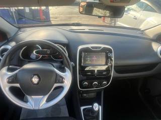 RENAULT Clio usata, con Autoradio