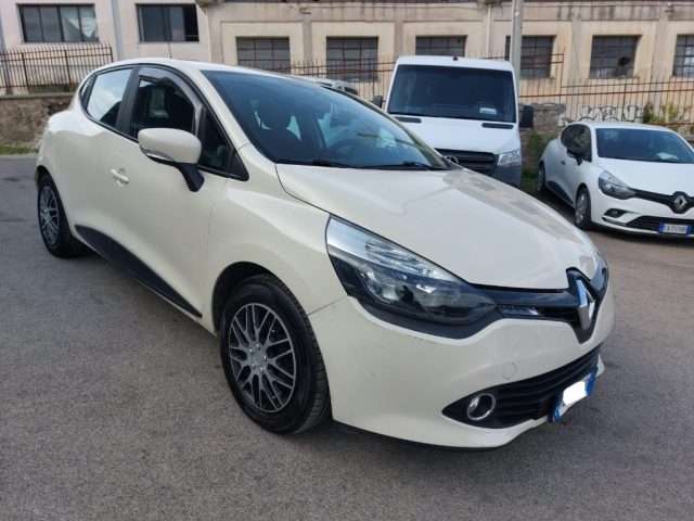 RENAULT Clio usata, con Airbag
