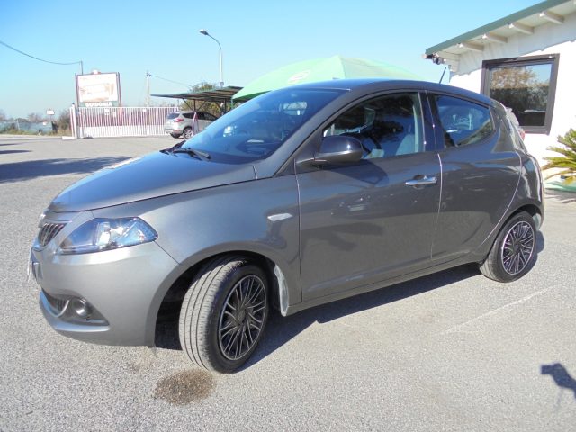 LANCIA Ypsilon usata, con Chiusura centralizzata