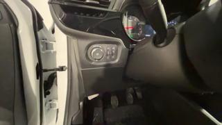 OPEL Corsa usata, con USB