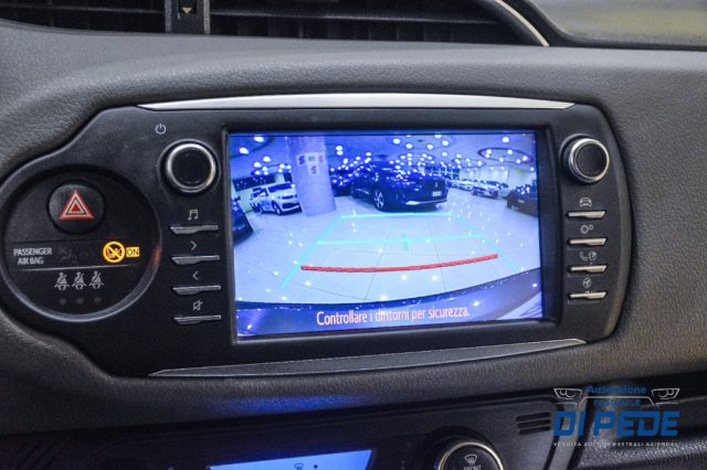 TOYOTA Yaris usata, con Bluetooth
