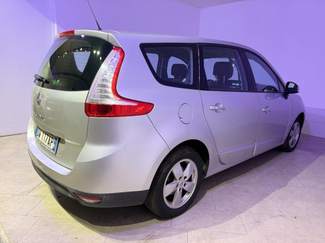 RENAULT Scenic usata 11