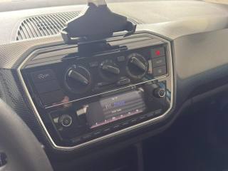 VOLKSWAGEN up! usata, con Controllo trazione