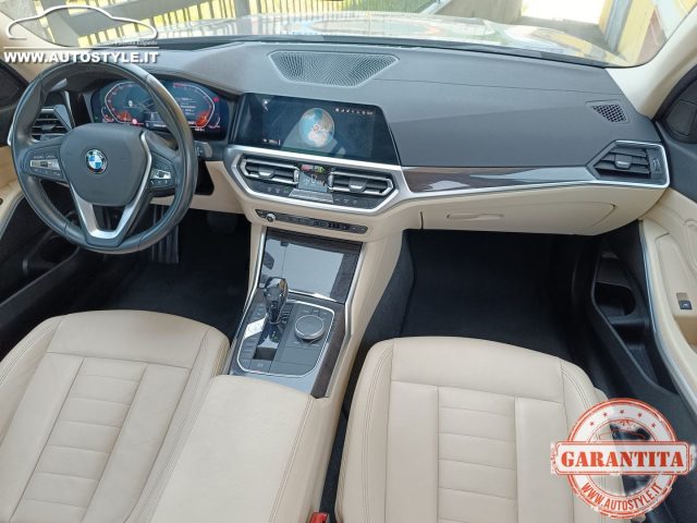 BMW 320 usata, con Apple CarPlay