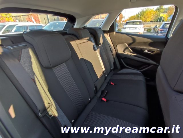 PEUGEOT 3008 usata, con Sensore di pioggia
