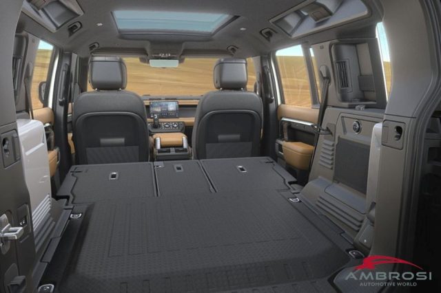 LAND ROVER Defender usata 11