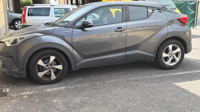 TOYOTA C-HR usata, con Alzacristalli elettrici