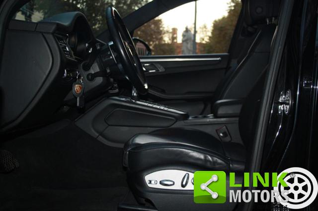 PORSCHE Macan usata, con Volante in pelle