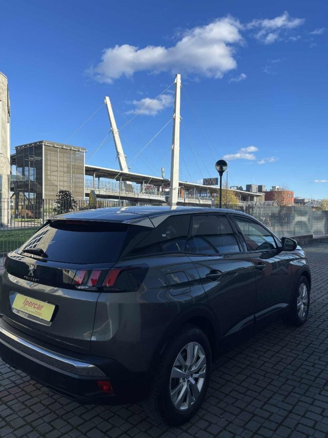 PEUGEOT 3008 usata, con Autoradio