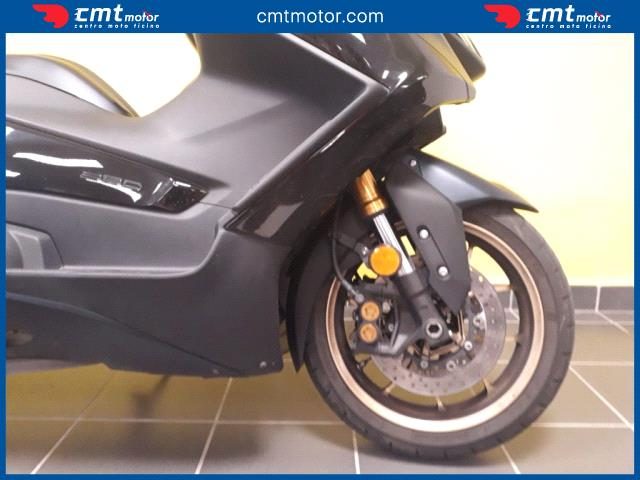 YAMAHA T-Max 560 usata 7