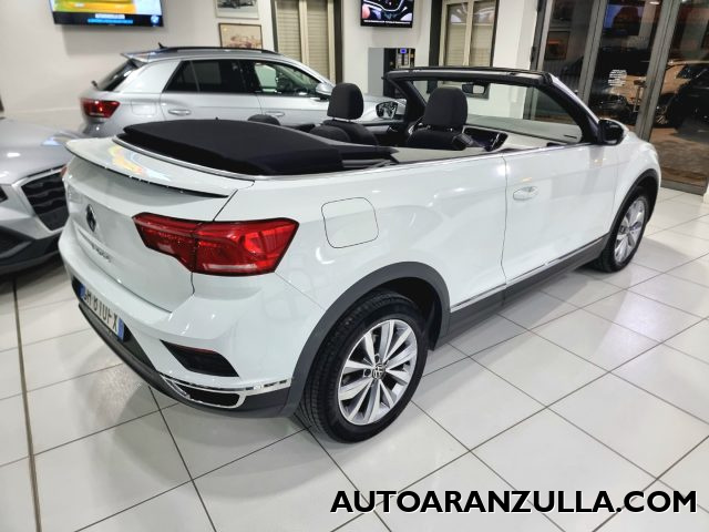 VOLKSWAGEN T-Roc usata, con Autoradio