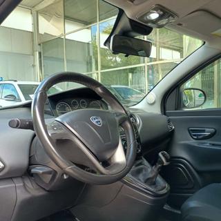 LANCIA Ypsilon usata, con Sedile posteriore sdoppiato