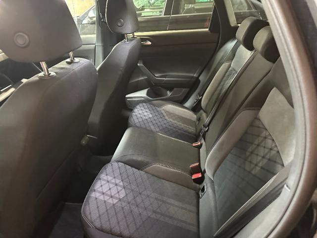 VOLKSWAGEN Taigo usata, con Autoradio