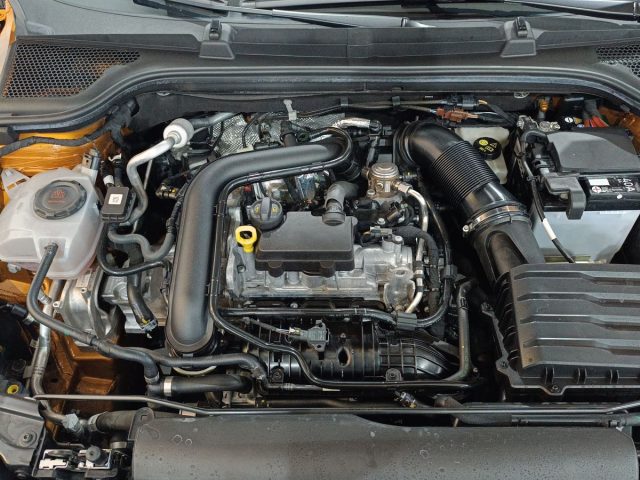 SKODA Kamiq usata, con Frenata d