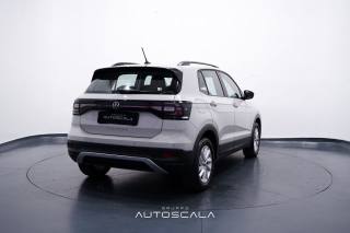 VOLKSWAGEN T-Cross usata, con Autoradio