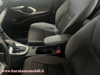 TOYOTA Yaris usata, con Autoradio digitale