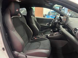 TOYOTA Yaris usata, con Cruise Control