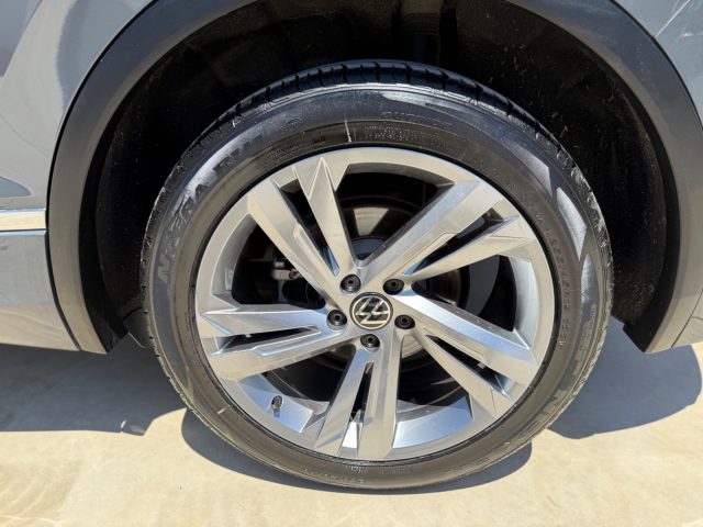 VOLKSWAGEN Tiguan usata, con Fendinebbia