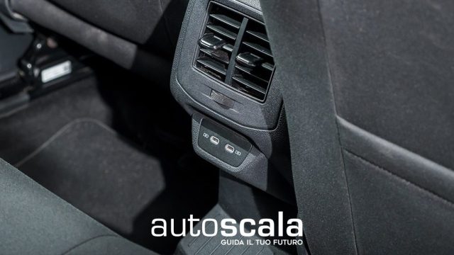 VOLKSWAGEN T-Roc usata, con Climatizzatore