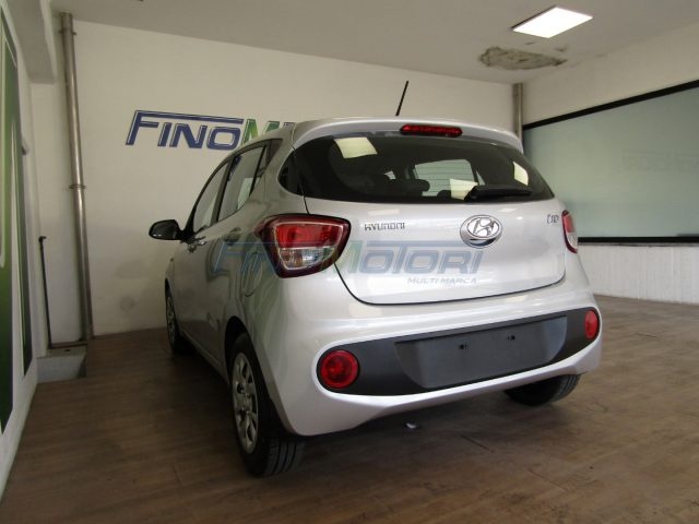 HYUNDAI i10 usata, con Servosterzo