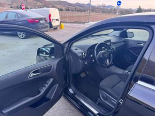 MERCEDES-BENZ B 180 usata, con Climatizzatore