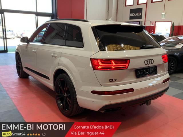 AUDI Q7 usata, con Autoradio