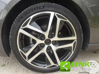 PEUGEOT 308 usata, con Fari LED