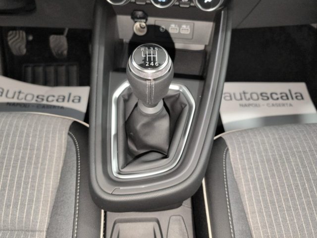 RENAULT Clio usata, con Touch screen