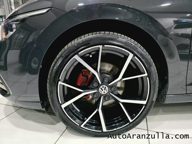 VOLKSWAGEN Golf usata, con Luci diurne LED