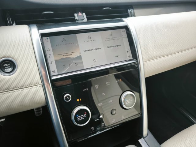 LAND ROVER Discovery Sport usata, con Boardcomputer
