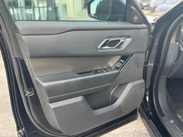 LAND ROVER Range Rover Velar usata, con Servosterzo