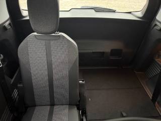 PEUGEOT 5008 usata, con Controllo elettronico della corsia