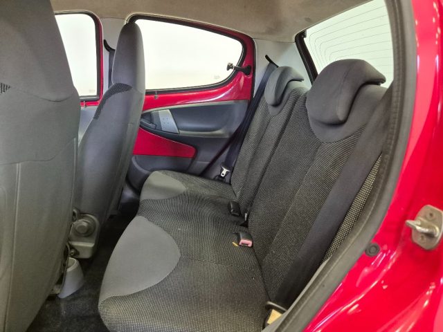 PEUGEOT 107 usata 21