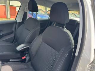 PEUGEOT 208 usata, con Fendinebbia