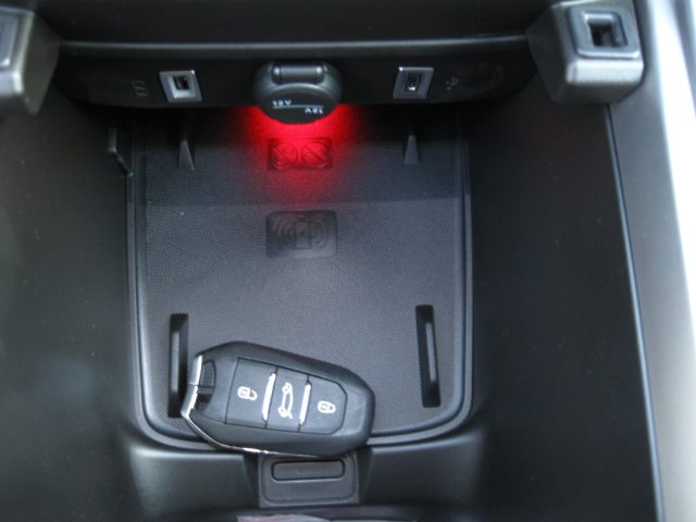 JEEP Avenger usata, con Specchietti laterali elettrici