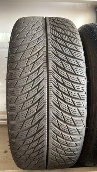 TOYOTA Yaris usata, con Pneumatici da neve