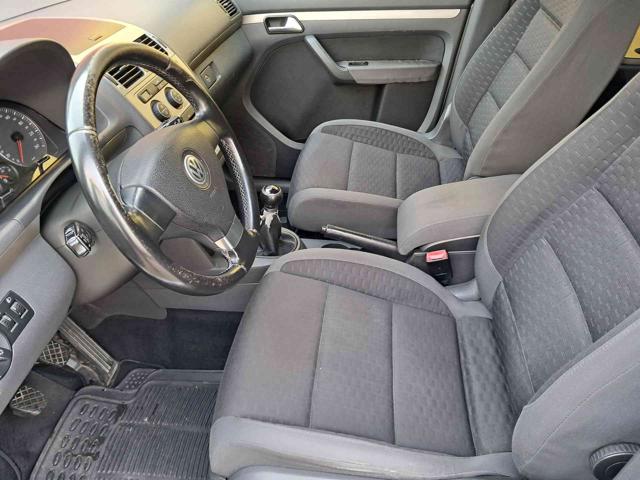 VOLKSWAGEN Touran usata, con Cruise Control