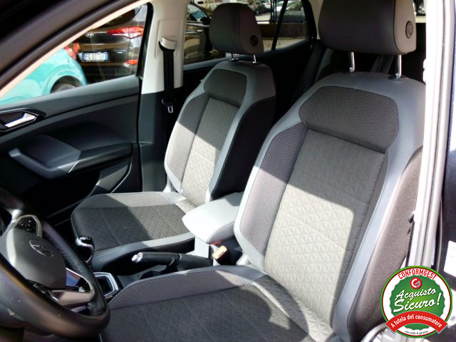VOLKSWAGEN T-Cross usata, con Controllo automatico clima