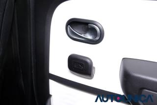 RENAULT Twingo usata 39