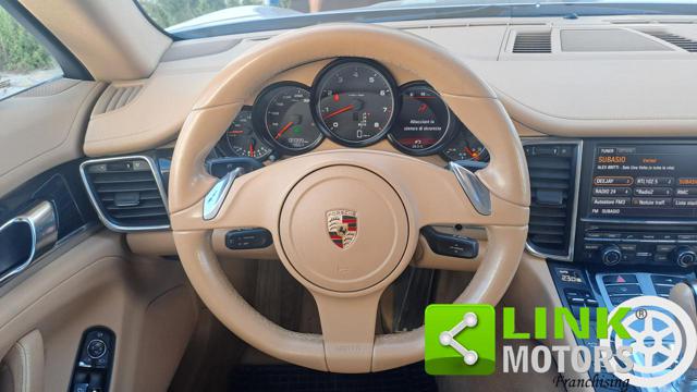 PORSCHE Panamera usata, con Sensore di luce