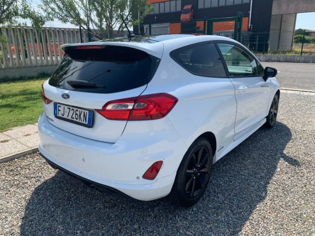 FORD Fiesta usata, con Autoradio