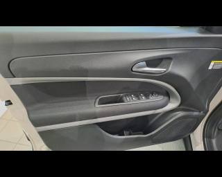 JEEP Avenger usata 26