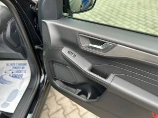 FORD Kuga usata, con Sensori di parcheggio posteriori