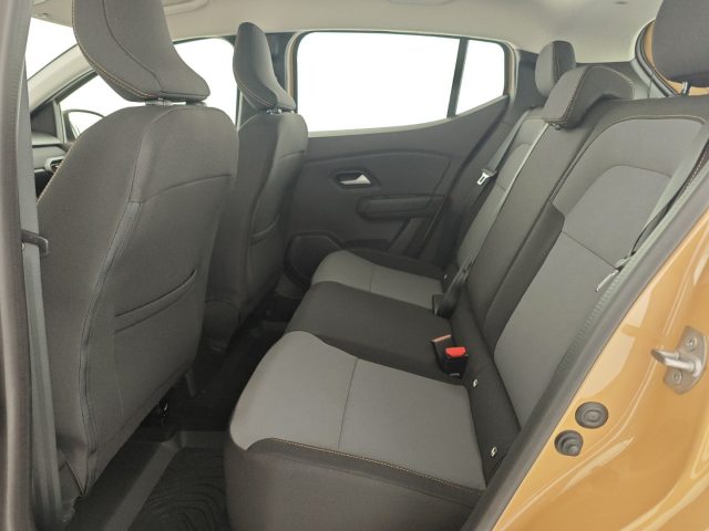 DACIA Sandero usata, con Autoradio digitale