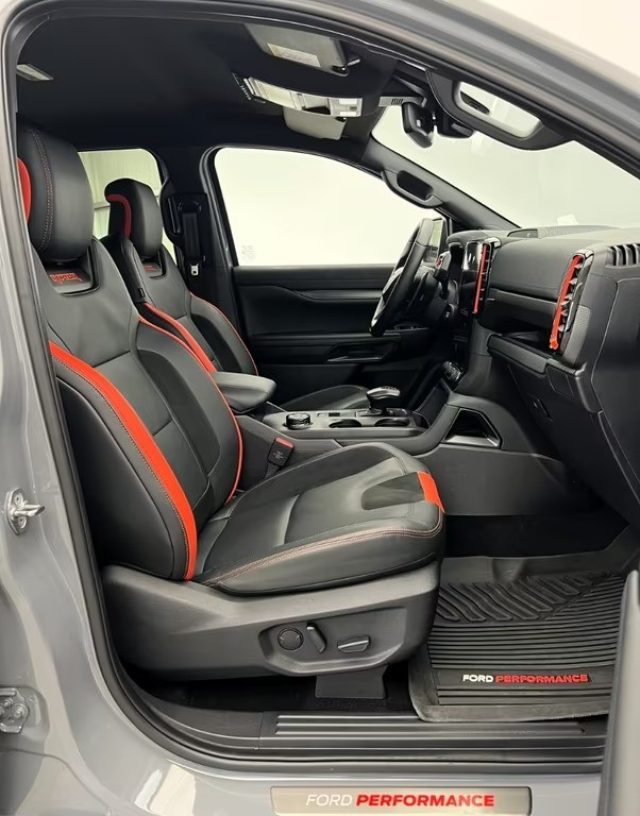 FORD Ranger Raptor usata, con Gancio traino