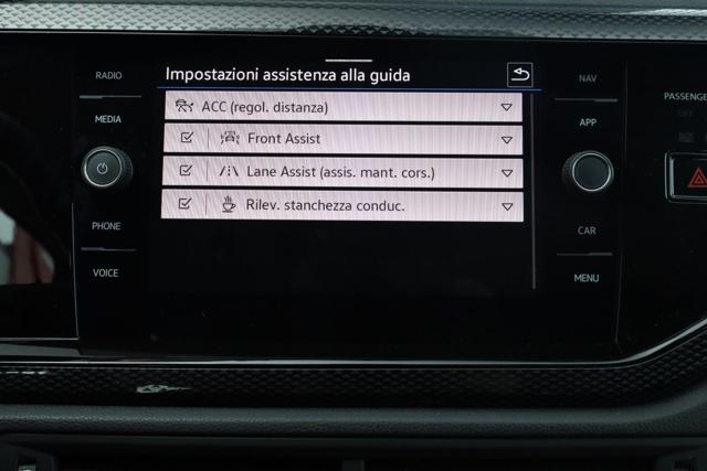 VOLKSWAGEN Taigo usata, con Fari full-led